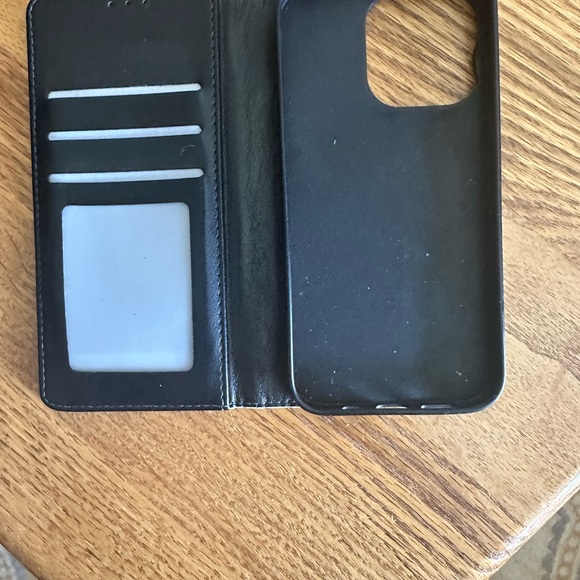 Apple IPhone 14 Pro Phone Case-Anime design. - Picture 4 of 12